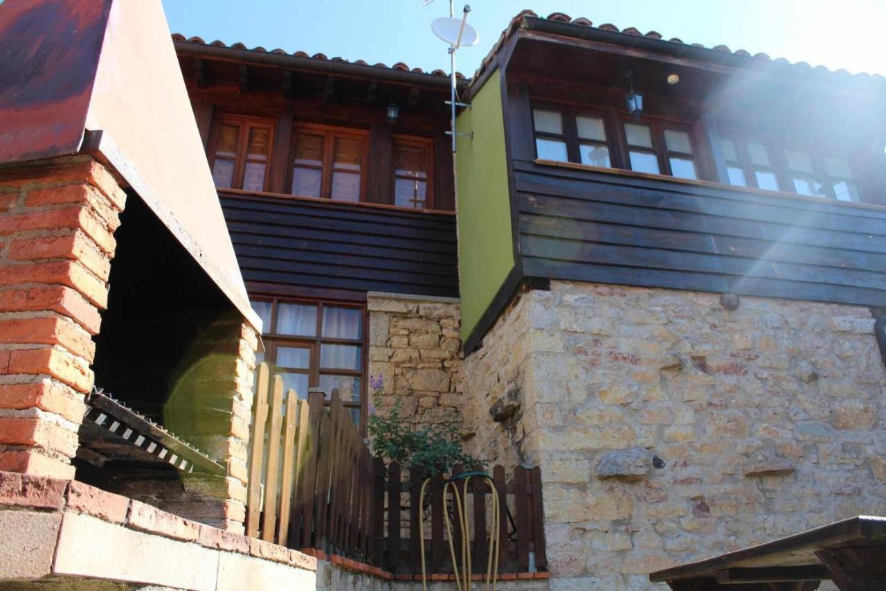 Appartement Montegrande Entorno Magico Rodeado De Montanas à La Plaza Extérieur photo